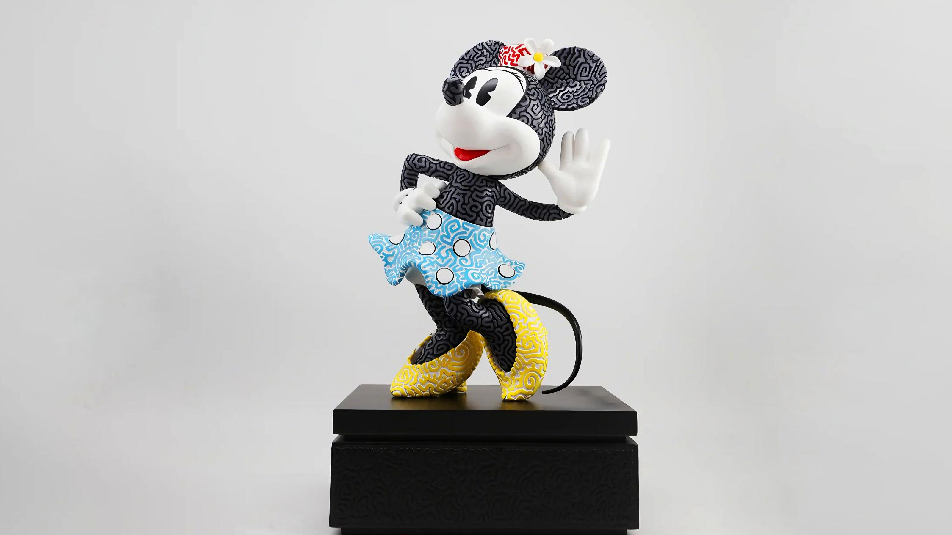 玻璃钢人物雕塑加工,玻璃钢彩绘雕塑制作厂家,厂家定制园林景观雕塑