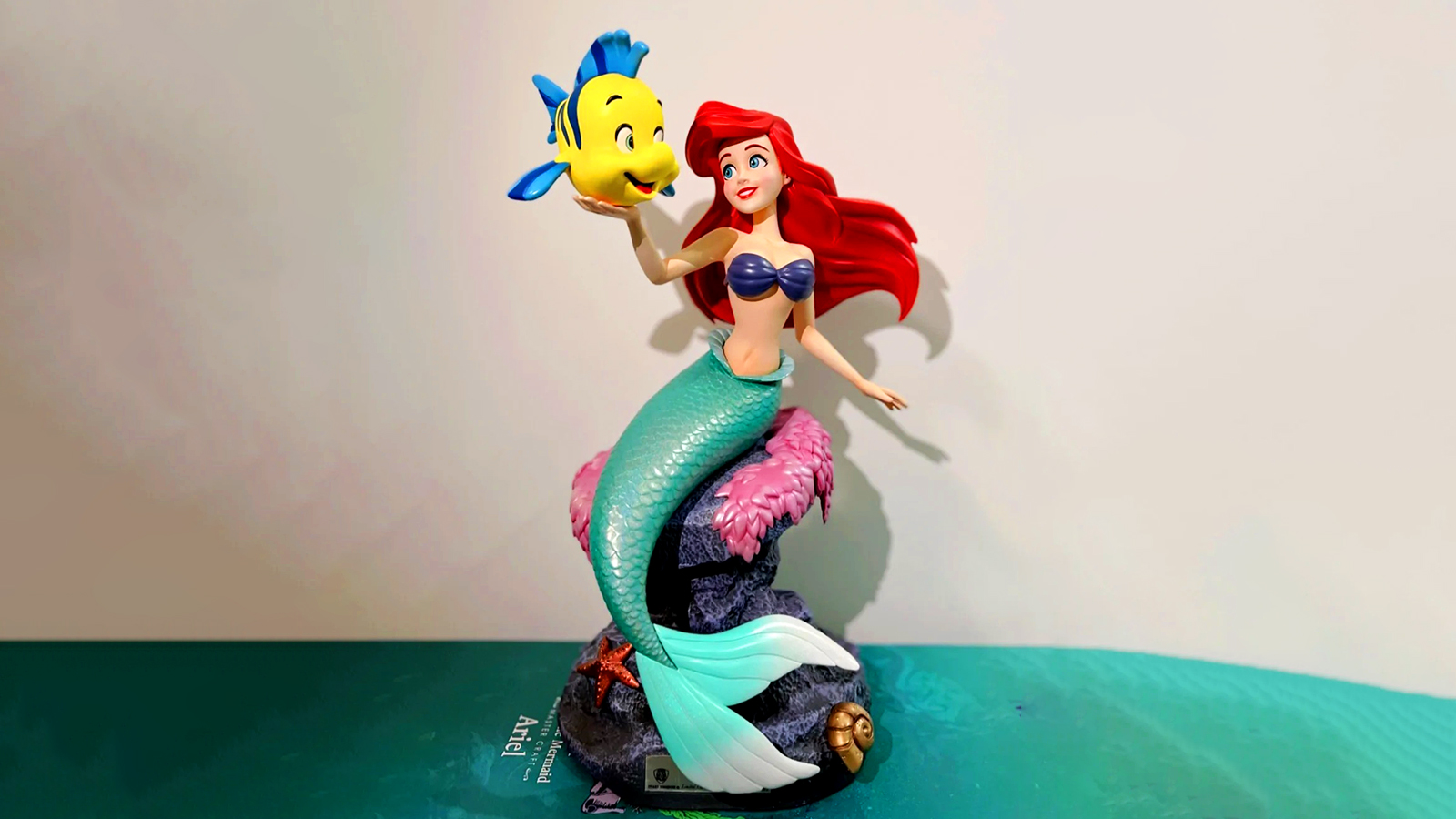 玻璃钢彩绘美人鱼雕塑,卡通人物雕塑,神话人物雕塑厂家定制